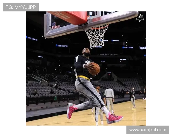 詹姆斯 4 万分里程碑壁纸：高清无码，速存！(2)